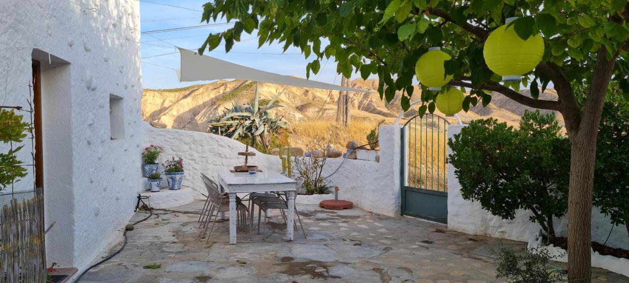 Cuevas Los Coloraos - La Residencia Villanueva de las Torres Екстериор снимка