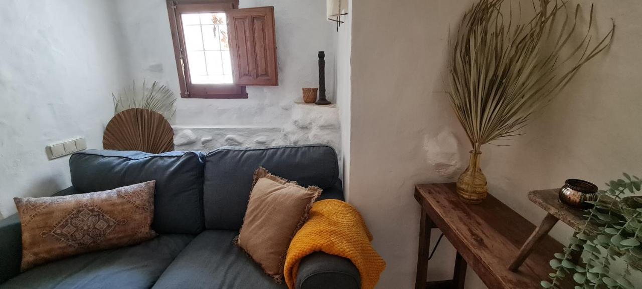 Cuevas Los Coloraos - La Residencia Villanueva de las Torres Екстериор снимка